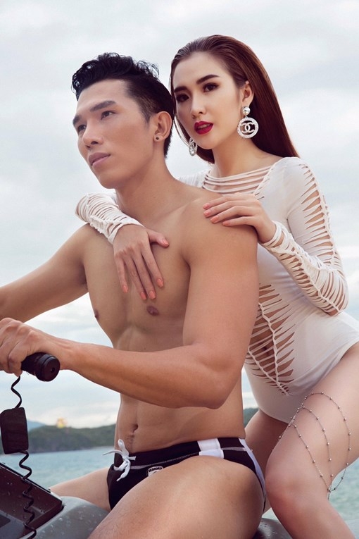 Học trò Phạm Hương nóng bỏng với bikini - ảnh 7