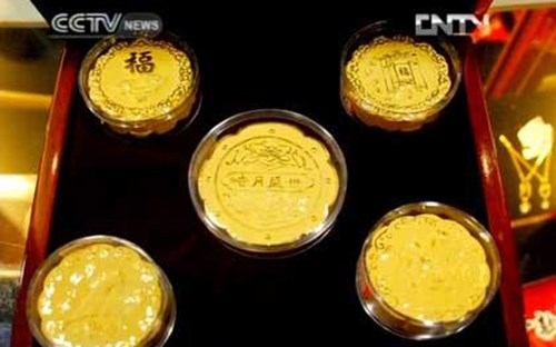 Lộ diện bánh trung thu xa xỉ đắt hơn vàng ròng - ảnh 10