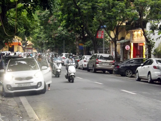 ha noi thi diem do xe theo ngay chan, le: nhiem vu bat kha thi? hinh anh 1