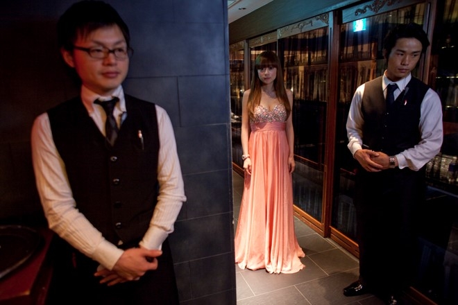 The gioi quan bar Sai Gon: Quyen luc cua ma mi hinh anh 2