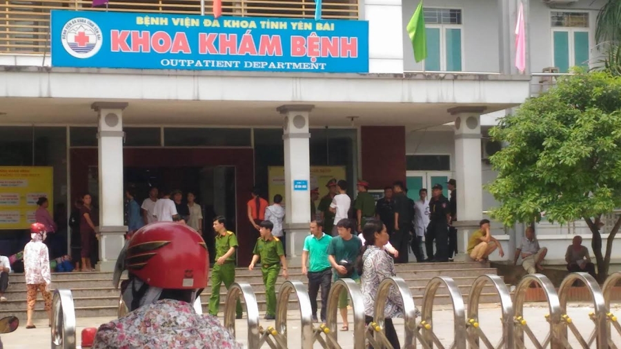 vu ban chet 2 lanh dao o yen bai: an ninh that chat quanh benh vien hinh anh 6