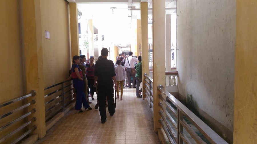 vu ban chet 2 lanh dao o yen bai: an ninh that chat quanh benh vien hinh anh 9
