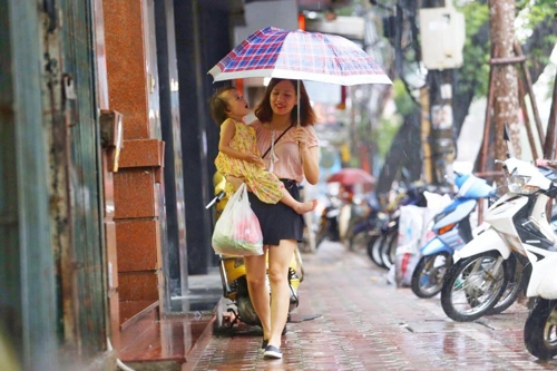 cong-so-truong-hoc-ha-noi-khn-cap-doi-pho-bao-dianmu-1