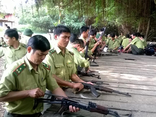  Lực lượng kiểm lâm tập huấn việc bảo quản và sử dụng súng AK - Ảnh minh họa 
