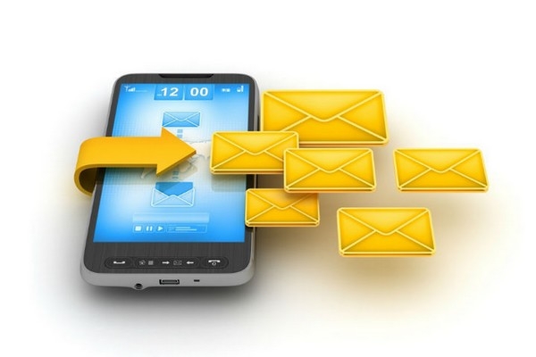 Tin tặc có thể cài ứng dụng gián điệp đọc trộm tin nhắn để lấy cắp OTP từ email của người dùng