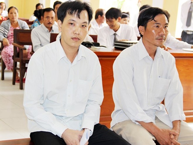 Phien xet xu cuu dai uy co 8 luat su bao chua phai hoan hinh anh 1