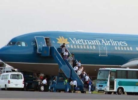 khách VIP tát tiếp viên, tiếp viên hàng không, Vietnam Airlines
