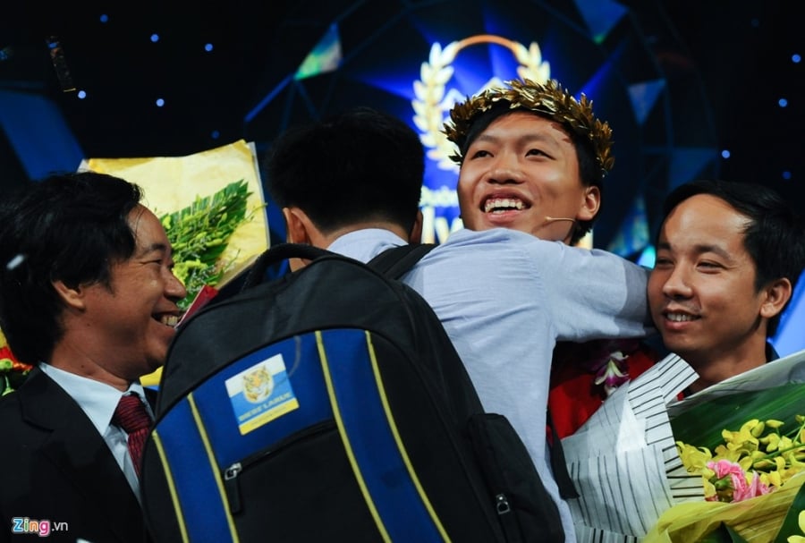 Khoanh khac den voi vong nguyet que cua Thanh Chuong hinh anh 15