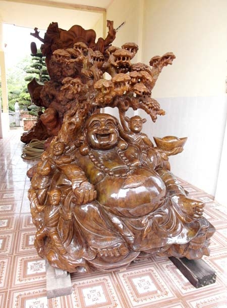 Cận cảnh, dinh thự, Nam Bộ, đại gia, Trầm Bê, Trà Vinh, lâu đài, biệt thự, cây cảnh, nội thất