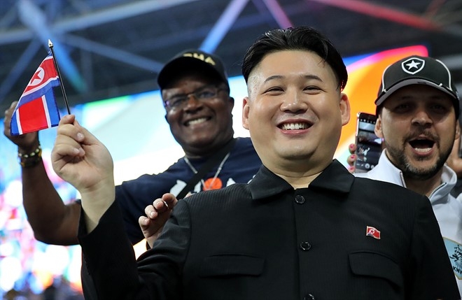 Co dong vien giong Kim Jong Un duoc chu y o Brazil hinh anh 8