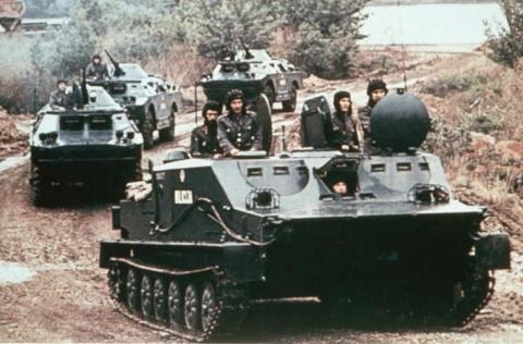 Viet Nam duoc moi nang cap xe BTR-50 
