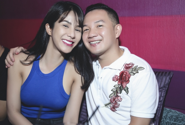 diep-lam-anh-quan-quyt-ban-trai-trong-tiec-sinh-nhat-3