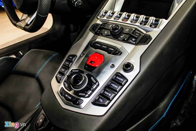 Sieu xe Lamborghini Aventador mau hiem ve Viet Nam hinh anh 9