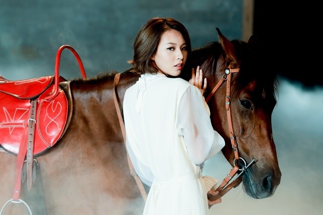 Top 5 The Face chup anh quyen ru ben tuan ma hinh anh 8