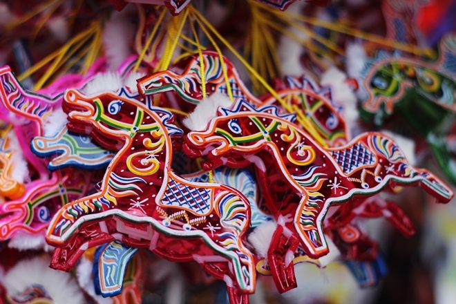 Xóm lồng đèn giấy kiếng hồi sinh giữa Sài Gòn