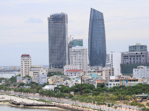 bi-thu-da-nang-chua-di-doi-toa-nha-2000-ty-dong-trong-nhiem-ky-nay-1