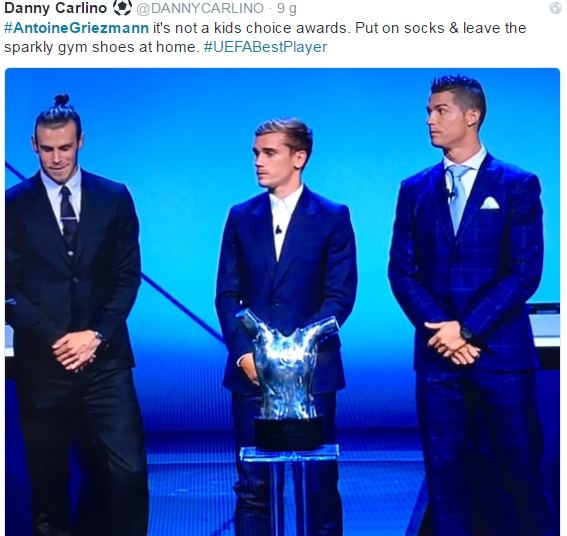 Griezmann bi che gieu vi di giay the thao du le sang trong hinh anh 4