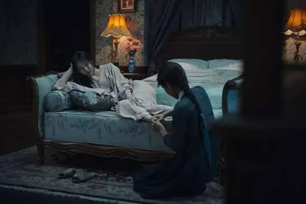 Nam giới bị nhạo báng trong bom tấn 19+ 