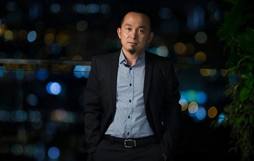 Quốc Trung: 