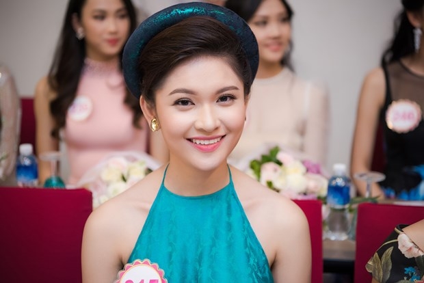 Ai sẽ đội vương miện 2,2 tỉ đồng của Hoa hậu Việt Nam 2016? - ảnh 5