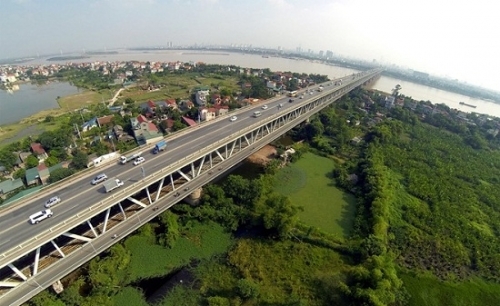 Cầu Thăng Long lại xuống cấp nghiêm trọng - Ảnh 1