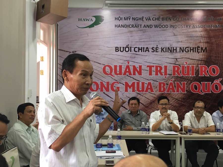  Quang cảnh buổi họp báo 
