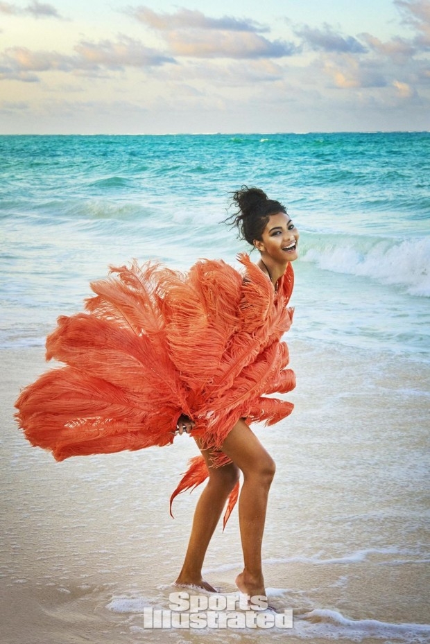 Cựu thiên thần Victoria's Secret tái xuất đầy gợi cảm - 10