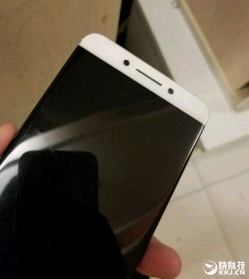 dien thoai ram 8gb lo cau hinh “khung” hinh anh 5