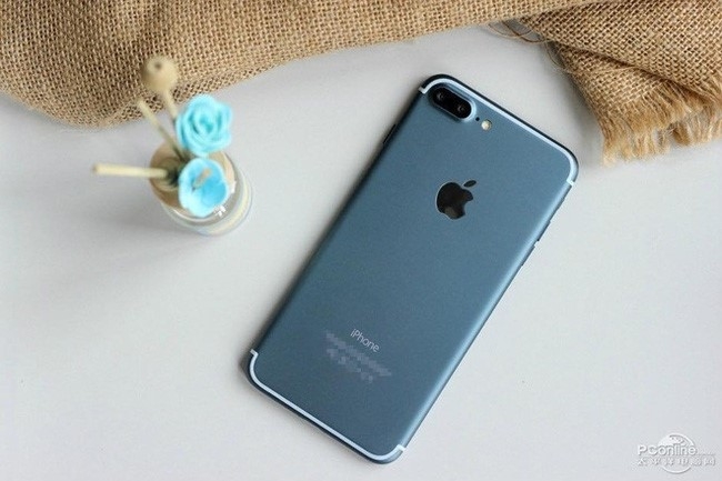 Lo bang cau hinh iPhone 7, 7 Plus hinh anh 1