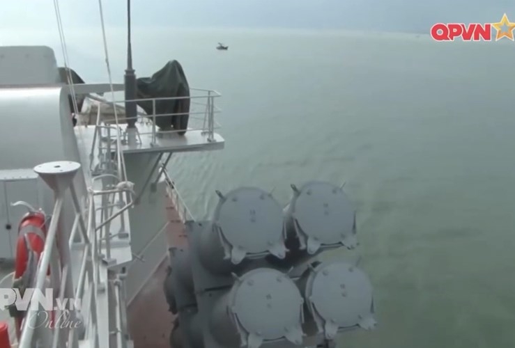 Ngam cap tau ten lua Molniya moi tinh cua Viet Nam-Hinh-8