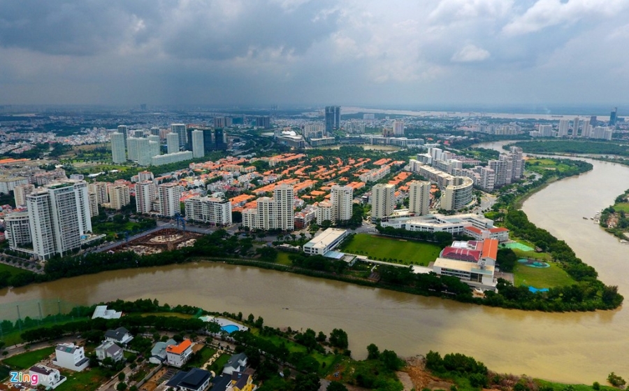 Toan canh khu nha giau Sai Gon bi mui hoi bao phu hinh anh 3