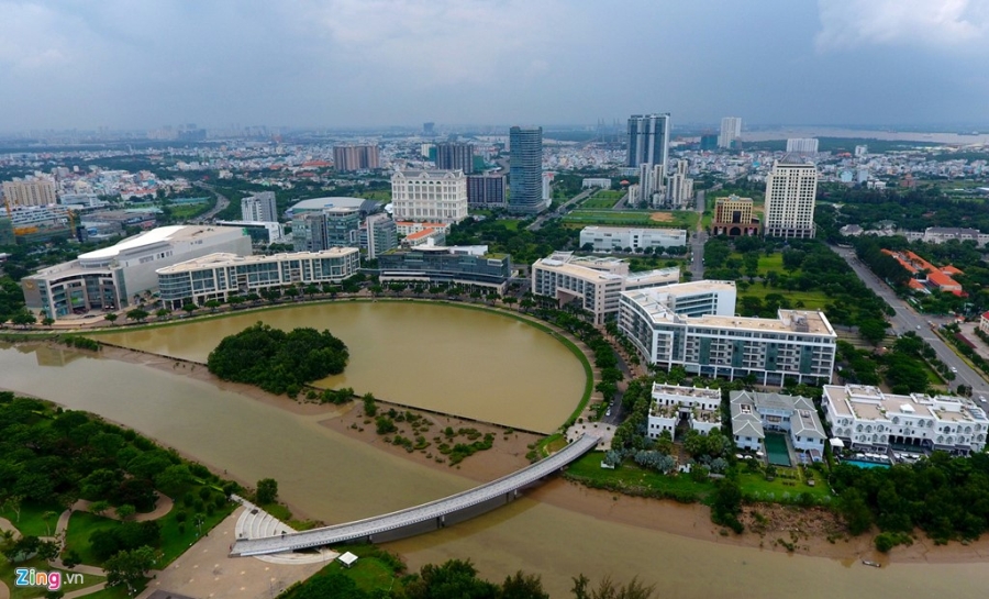 Toan canh khu nha giau Sai Gon bi mui hoi bao phu hinh anh 13