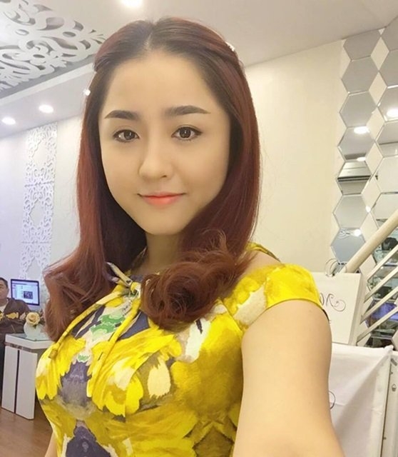 đại gia, siêu xe, Tặng vợ siêu xe 7 tỷ, Vợ hotgirl, chồng ‘soái ca’, chân dung vợ soái ca tặng siêu xe