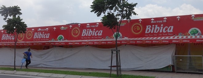 Banh trung thu mua 1 tang 1 van dap bat, nghi ban hinh anh 2