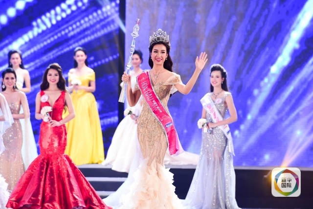 Bao lon Trung Quoc quan tam hoa hau Do My Linh va Dao Thi Ha hinh anh 1