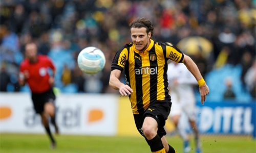 diego-forlan-tu-choi-tro-lai-anh-tranh-chong-lai-man-utd-1