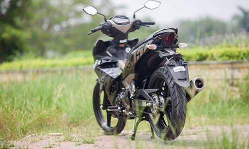 chi-tiet-yamaha-exciter-150-camo-2016-6