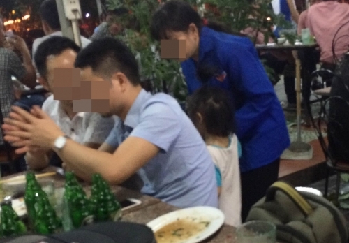 Lộ diện thế lực ‘chăn dắt’ người già, trẻ em bán hàng rong - Ảnh 3