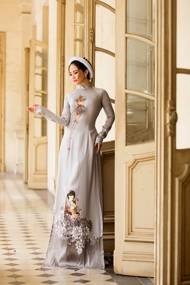 Luong Bich Huu duyen dang trong ta ao dai hinh anh 5