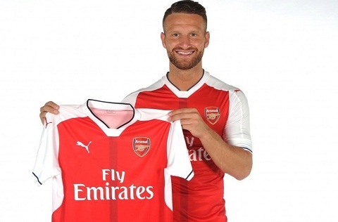 Trung ve Mustafi CHINH THUC cap ben Arsenal voi gia 35 trieu bang hinh anh