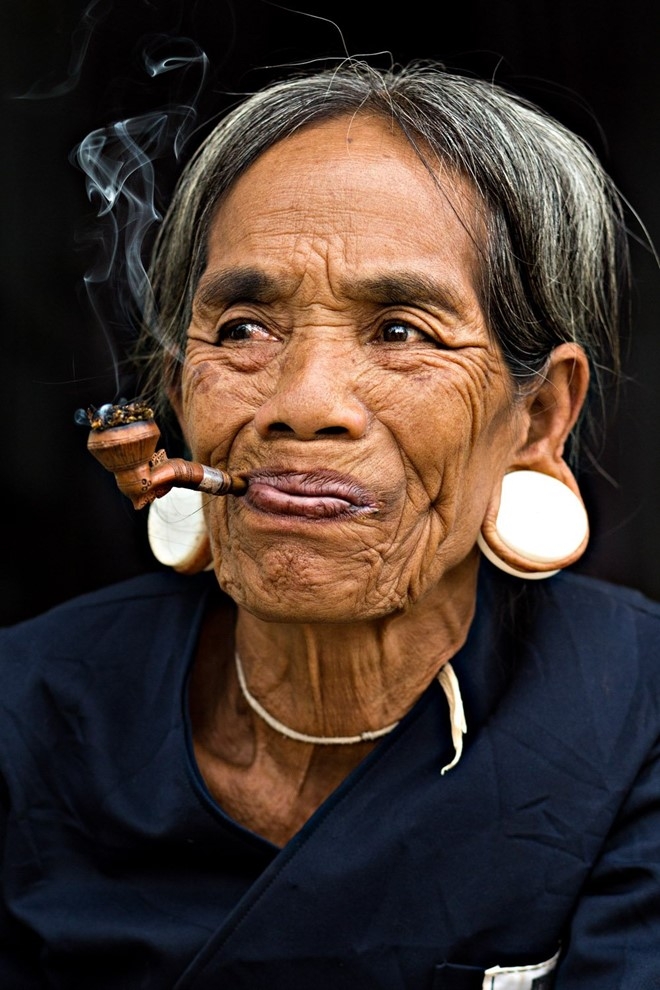 Bo anh tuyet dep ve cac dan toc Viet Nam tren bao My hinh anh 14