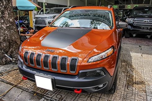 hang-hiem-jeep-cherokee-trailhawk-doi-moi-tai-viet-nam