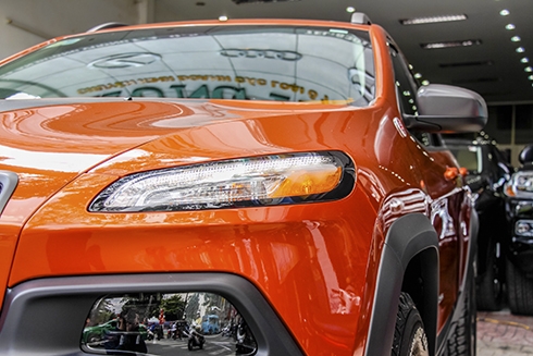 hang-hiem-jeep-cherokee-doi-moi-tai-viet-nam-2