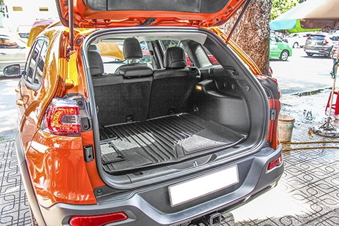 hang-hiem-jeep-cherokee-doi-moi-tai-viet-nam-7
