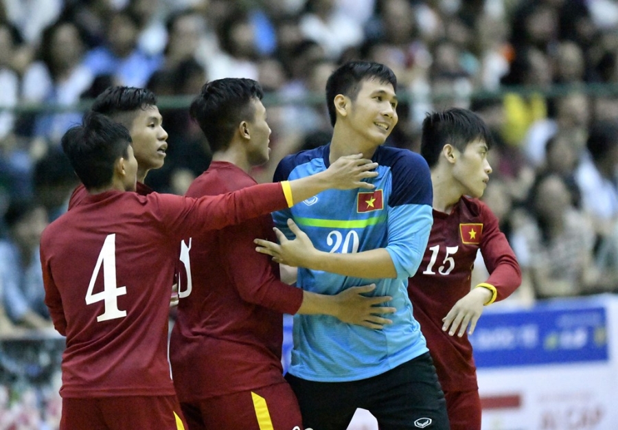 Lần đầu tiên bóng đá Việt Nam có đội tuyển tham dự giải đấu tầm cỡ thế giới như World Cup. Ảnh: Quang Thắng