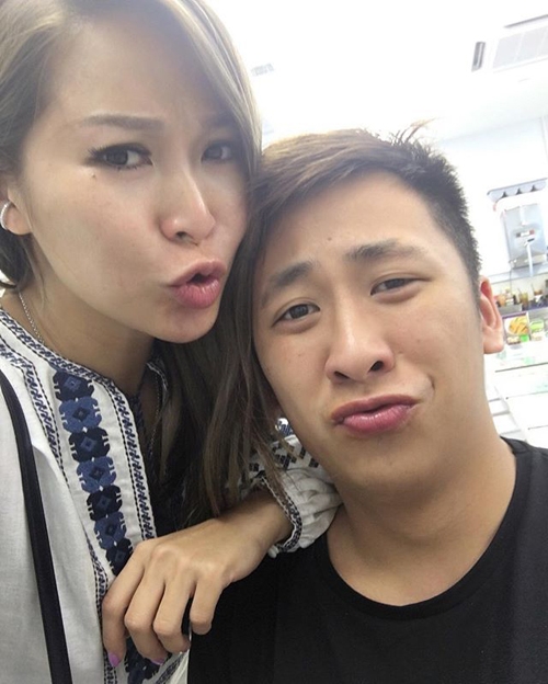 vo-ty-phu-song-bai-cung-con-rieng-cua-chong-di-singapore-du-lich-2