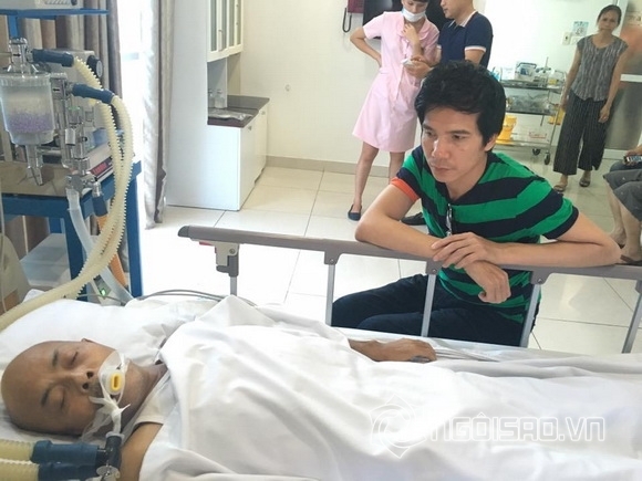 Nghệ sĩ Hán Văn Tình nguy kịch 4