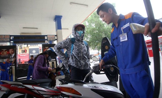 Giá xăng, xăng tăng, nhiên liệu, khí đốt, xăng dầu, giảm giá, tăng giá, đại lý