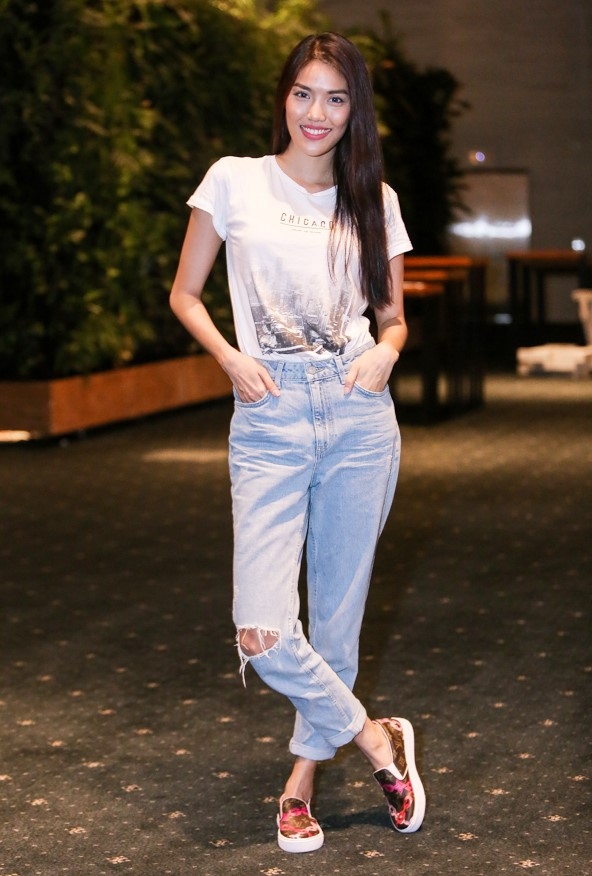 Ho Ngoc Ha dien ao xuyen thau o tong duyet The Face hinh anh 2