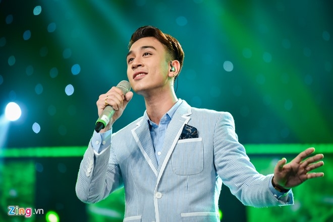 Hot boy Vietnam Idol bi loai khi dang co phong do cao hinh anh 1